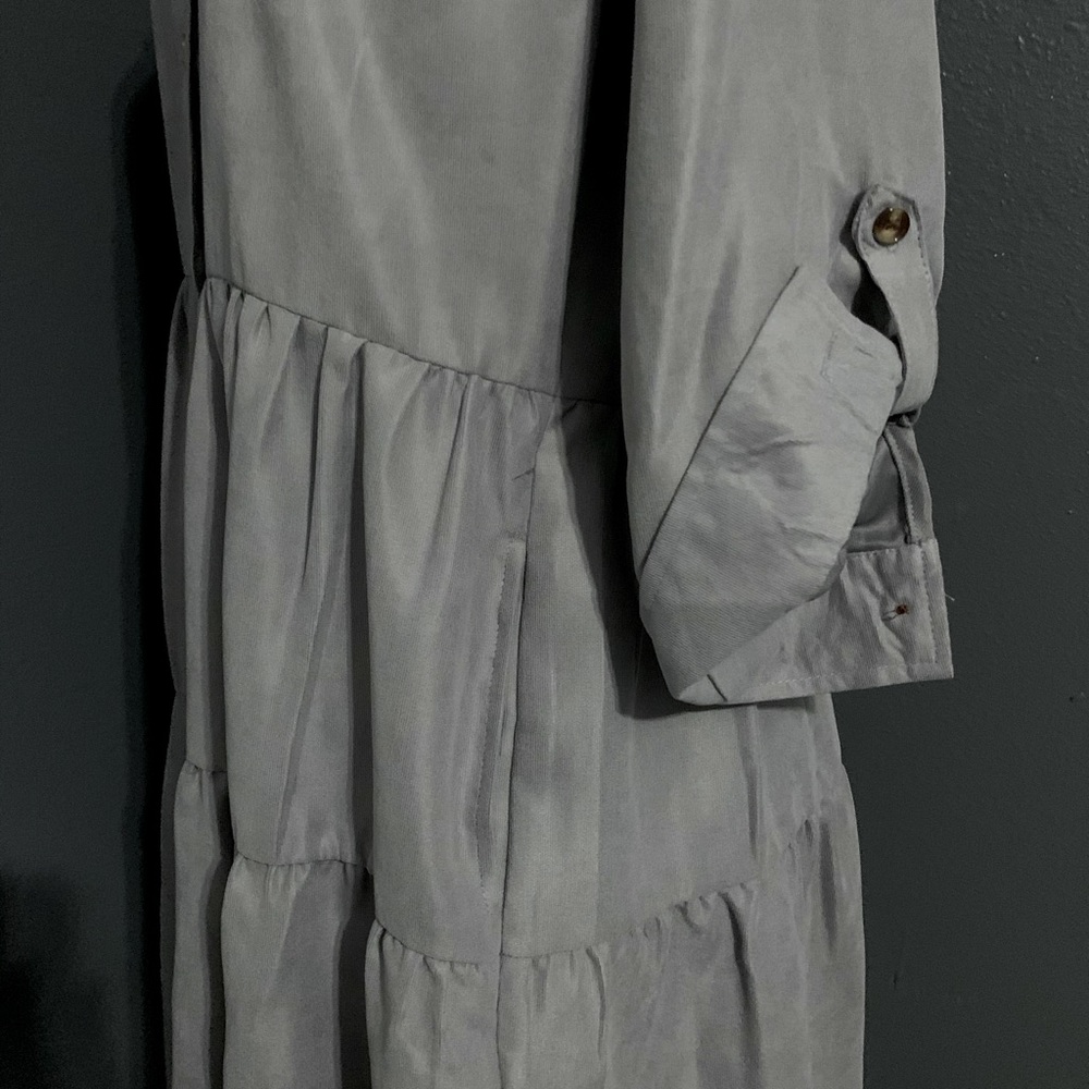 Dress - Picture 3 of 5